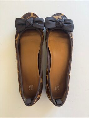 Gap ballet bow flats giraffe print women’s 10